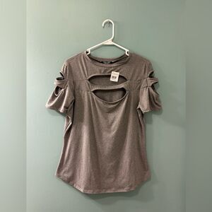 NWT … ROUGE “Size: 1X” Cold Shoulder Top